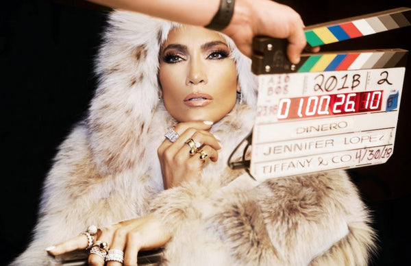 Dinero Music Video with Tiffany & Co.